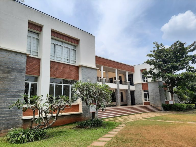 Sri Kumaran Public School Reviews